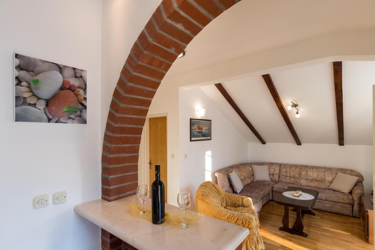 Apartment Zora Cilipi Luaran gambar